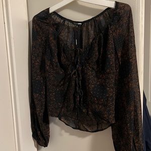Fashion Nova open tie top- size L
